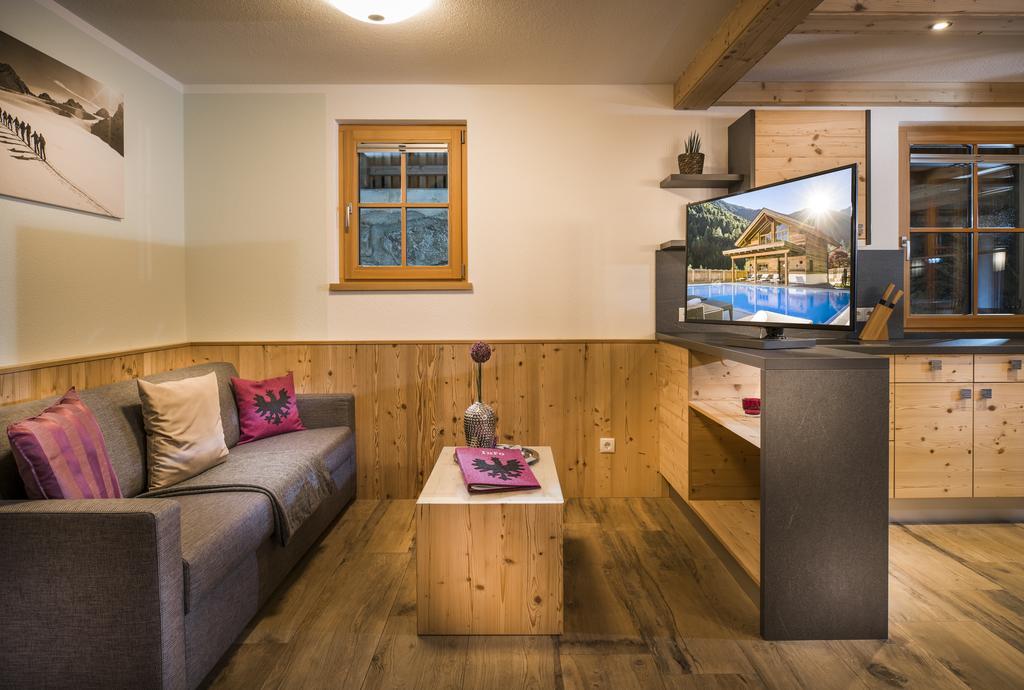 Wellnesshuettendorf Wiese Sankt Leonhard im Pitztal Eksteriør bilde