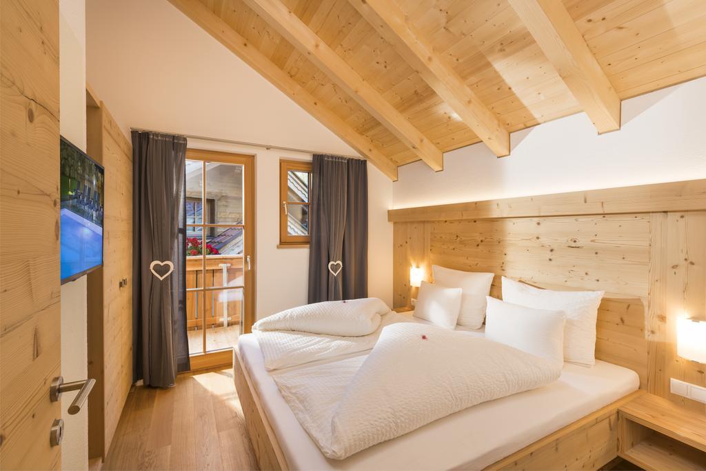 Wellnesshuettendorf Wiese Sankt Leonhard im Pitztal Eksteriør bilde